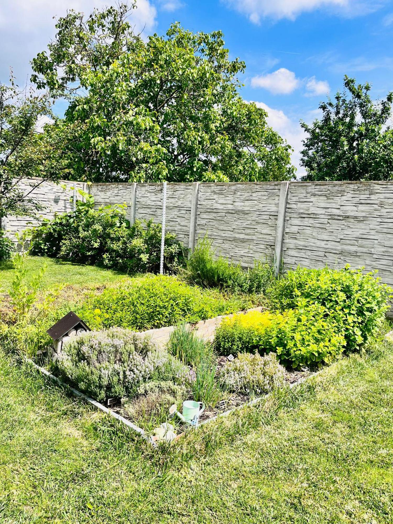 Apartmány na Zahradní Břeclav Exterior foto